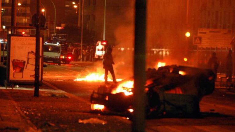 Las autoridades reportan, la detención de unas 550 a 600 personas en París. De estos, 320 quedaron bajo custodia policial, 254 en la capital