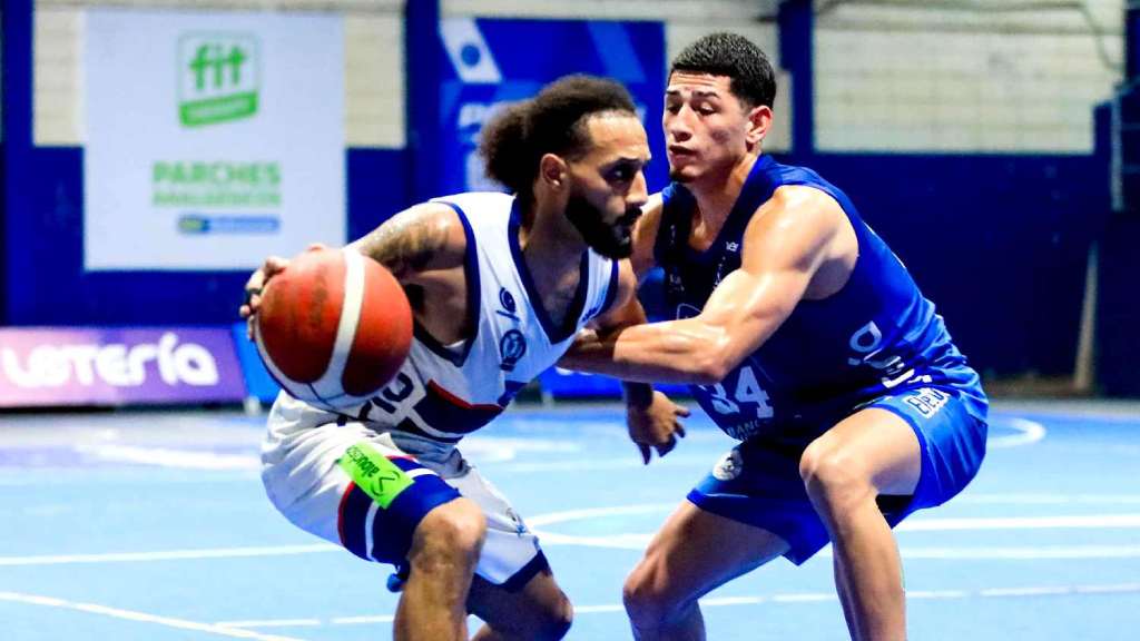 Santa Ana venció 73-67 a San Salvador en el Gimnasio David Vega Mojica y emparejó 2-2 la serie de semifinal de la Liga Mayor de Baloncesto