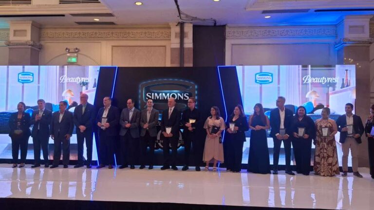 La línea de camas Beautyrest de Simmons, celebra 100 años de innovación y confort, que la convierten en la preferida en alrededor del mundo.