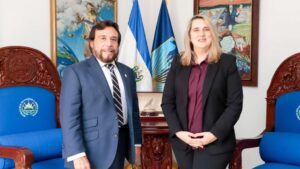 El gobierno y el BID, buscan articular esfuerzos para profesionalizar el sector público a través la Escuela Superior de Administración Pública