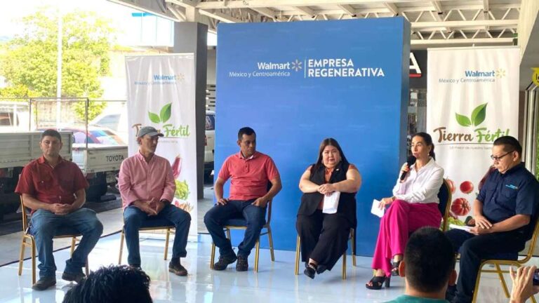 Walmart de El Salvador reafirma su compromiso con la agricultura sostenible y el desarrollo de sus productores y proveedores nacionales.