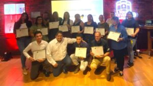 Esta iniciativa fortalece a los socios comerciales de la empresa, reconociendo el importante rol de las tiendas en la economía salvadoreña.
