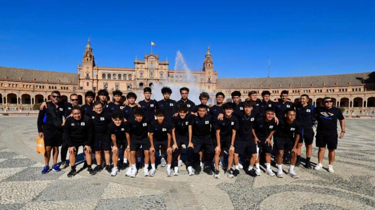 Con doblete del delantero Luis Tobar, la Azulita sub-17, del Programa Esfuerzo y Gloria, se impuso este sábado 3-1 al Atlético de Madrid.