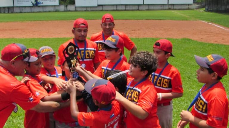 La Agabeisi volvió a coronarse campeón nacional, en la categoría infantil 9-11 años, al derrotar por segunda fecha consecutiva a Soyapango.