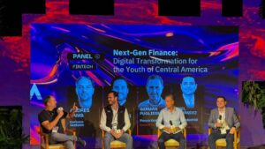 El evento se llevó a cabo del 6 al 8 de septiembre en Antigua Guatemala con más de 1,900 asistentes y 120 líderes globales de 30 países.