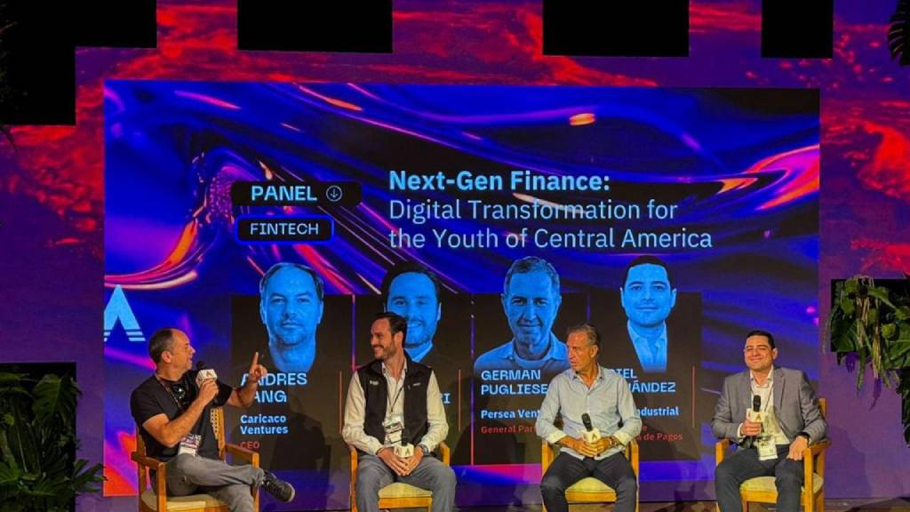 El evento se llevó a cabo del 6 al 8 de septiembre en Antigua Guatemala con más de 1,900 asistentes y 120 líderes globales de 30 países.