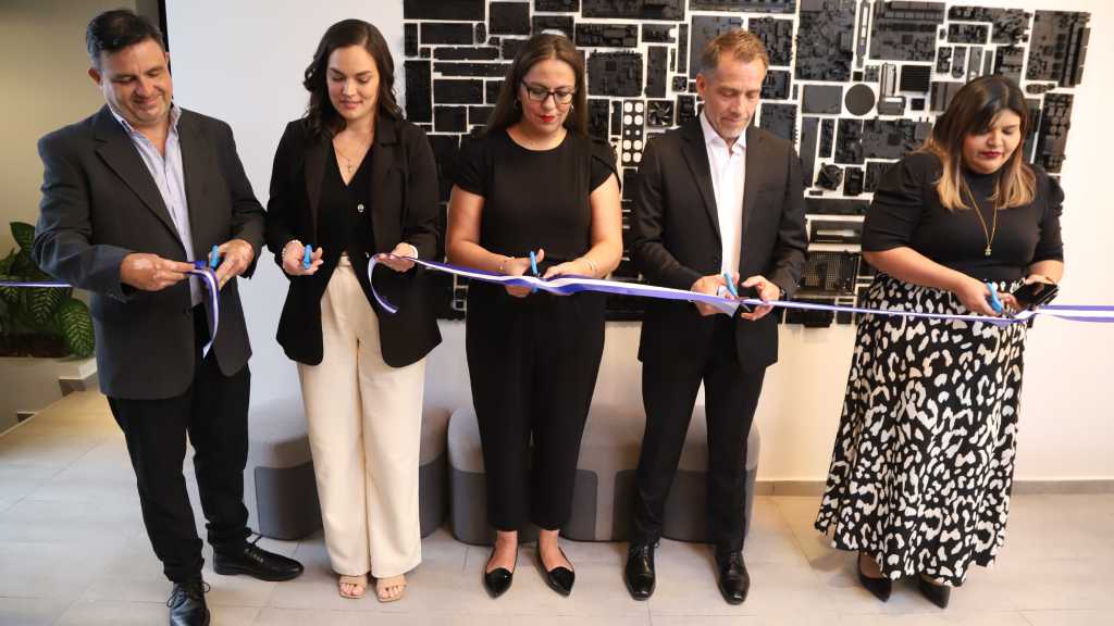 AKTIVA, inaugura su primer Centro de Experiencias en San Salvador, un espacio interactivo que marca su estrategia de expansión regional.