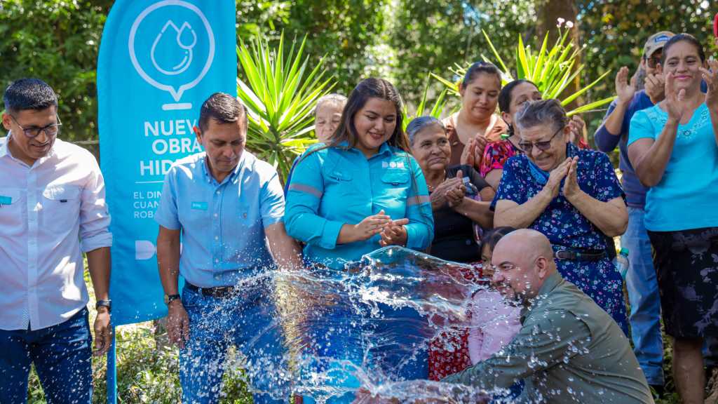 Se trata de un nuevo sistema de agua potable entra en operación en cantón Pueblo Viejo en el distrito de Arambala, municipio de Morazán Norte.