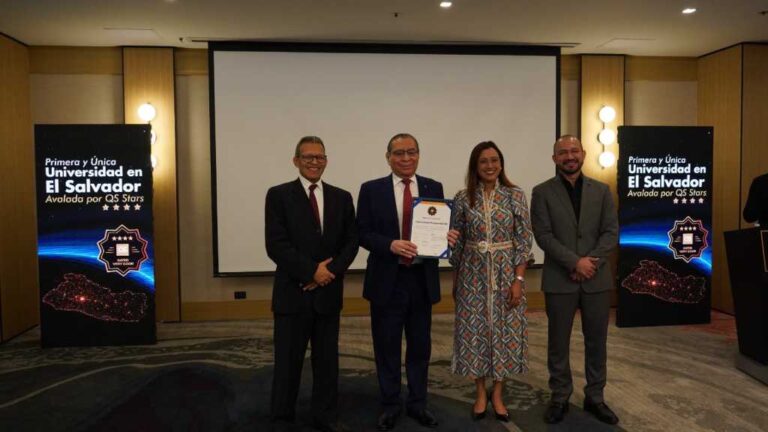 La UFG recibió la acreditación internacional QS Stars University Ratings, otorgada por la organización británica QS Quacquarelli Symonds.