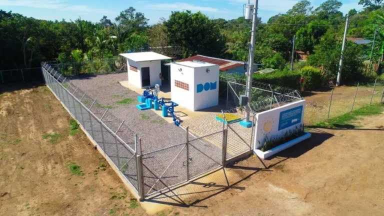 La planta desalinizadora a cargo de la DOM, abastecerá de agua potable a más de 2,500 habitantes de Isla Meanguera del Golfo, en La Unión Sur
