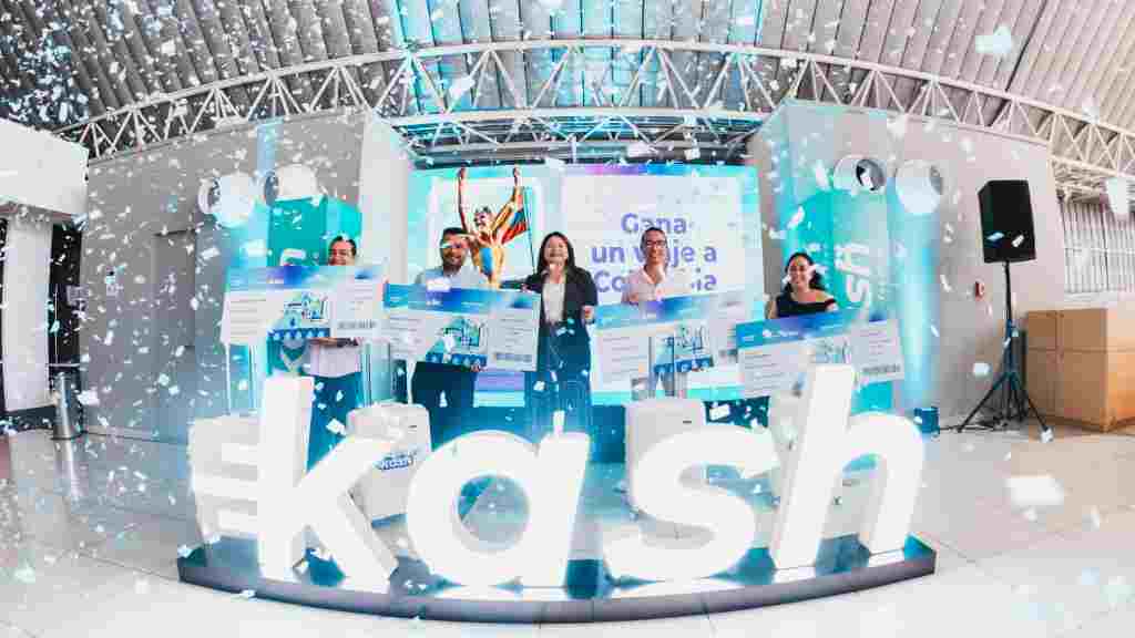 Kash premió a salvadoreños que participaron al realizar transferencias desde $5 o pagar recibos dentro de la aplicación.