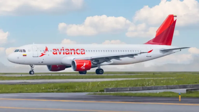 Avianca reafirma su compromiso con El Salvador al obtener, por segundo año consecutivo, el primer lugar del Ranking Merco Empresas 2025.