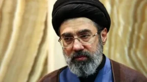 Mojtaba Khamenei, es el tercer líder supremo, desde la revolución islámica de 1979, después de Ruhollah Khomeini y su padre, Ali Khamenei