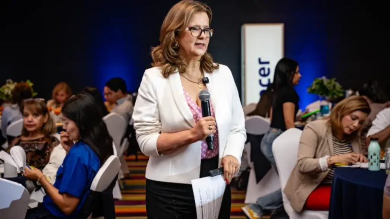 Crecer fortalece estrategias de talento humano al desarrollar segunda edición de su Programa de Formación Gerencial 2026