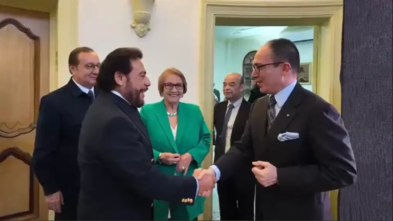El vicepresidente Félix Ulloa, participó en el programa cultural “El Salvador en la Bienal de Venecia”, organizado por le embajada de Italia.