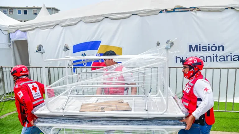 La misión humanitaria de El Salvador, mantiene su despliegue en Venezuela para atender a los afectados por los terremotos del 24 de junio.