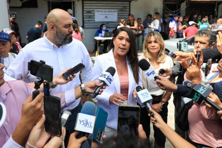 Mayteé Iraheta acepta candidatura presidencial de ARENA