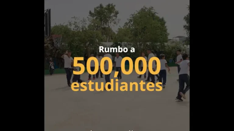 La reforma educativa de alcance nacional beneficiará a más de 500,000 estudiantes y fortalecerá el desarrollo del capital humano salvadoreño.